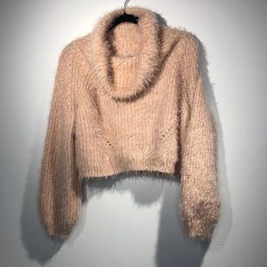 Main Strip Cowl Neck crop sweater small pink